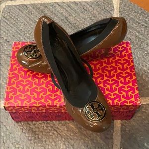 Tory Burch 9.5 kitten heel pumps